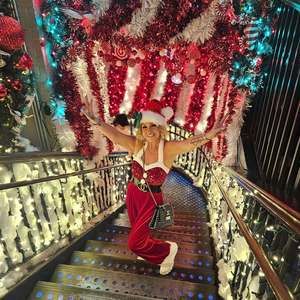 Meet your Posher, Debbie